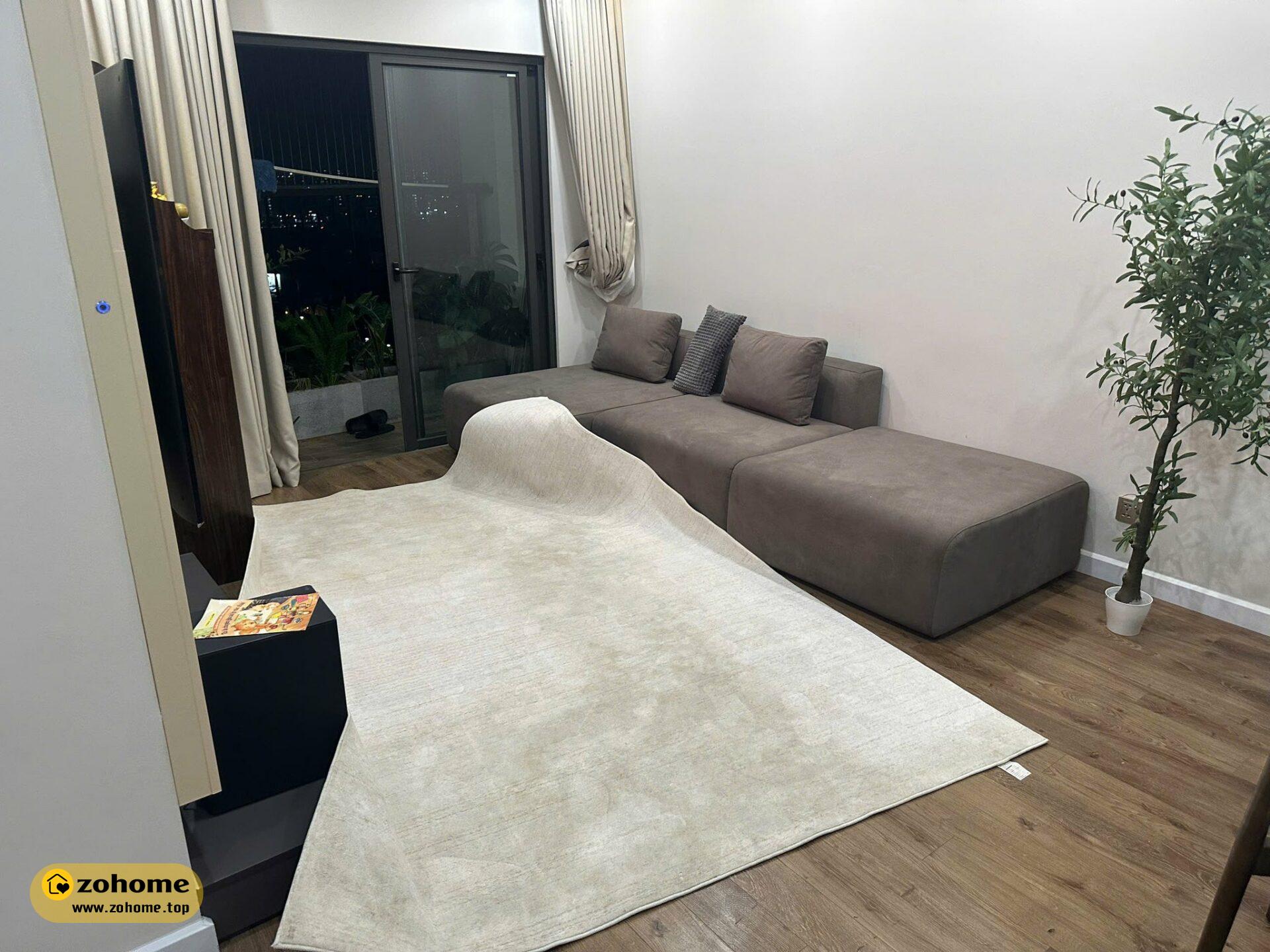 Zohome giat tham ve sinh ghe ban an cho Khach hang tai chung cu cao cap o Tan Mai 3